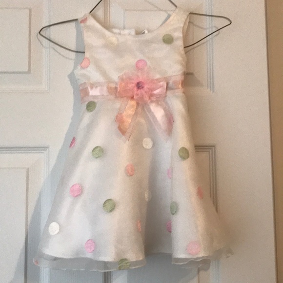 Infant 24 white dress - Picture 1 of 4